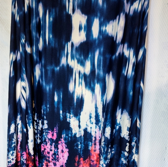 Size - Picture 5 of 6